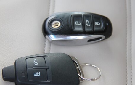 Volkswagen Touareg III, 2012 год, 2 698 000 рублей, 40 фотография