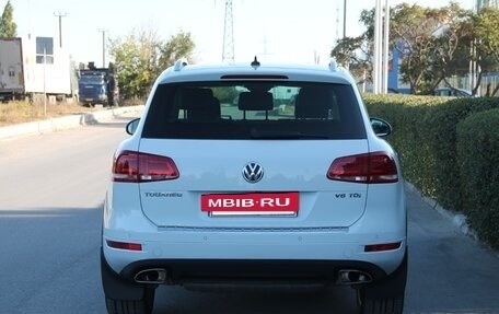 Volkswagen Touareg III, 2012 год, 2 698 000 рублей, 21 фотография