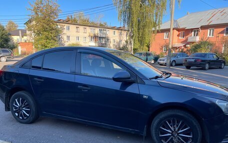 Chevrolet Cruze II, 2010 год, 560 000 рублей, 5 фотография