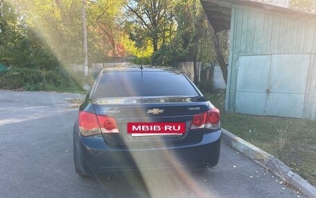 Chevrolet Cruze II, 2010 год, 560 000 рублей, 6 фотография