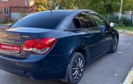 Chevrolet Cruze II, 2010 год, 560 000 рублей, 2 фотография