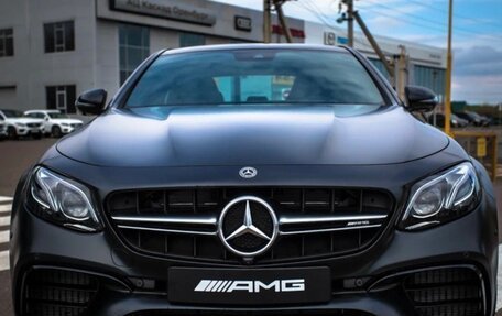 Mercedes-Benz E-Класс AMG, 2017 год, 7 500 000 рублей, 2 фотография