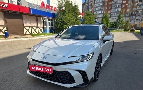 Toyota Camry, 2024 год, 3 599 000 рублей, 2 фотография