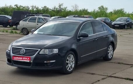 Volkswagen Passat B6, 2006 год, 650 000 рублей, 1 фотография