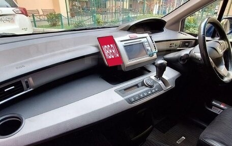 Honda Freed I, 2012 год, 1 130 000 рублей, 10 фотография