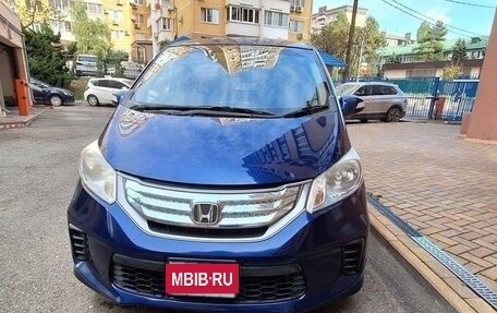 Honda Freed I, 2012 год, 1 130 000 рублей, 19 фотография