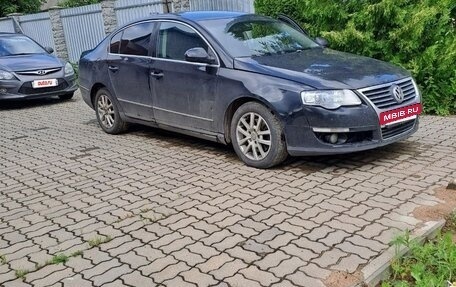 Volkswagen Passat B6, 2006 год, 650 000 рублей, 2 фотография