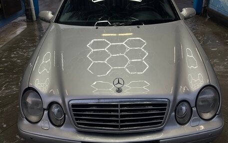 Mercedes-Benz CLK-Класс, 2001 год, 450 000 рублей, 6 фотография