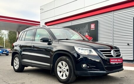 Volkswagen Tiguan I, 2011 год, 757 000 рублей, 2 фотография