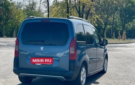 Peugeot Partner II рестайлинг 2, 2011 год, 680 000 рублей, 3 фотография