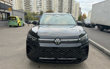 Volkswagen Tiguan, 2025 год, 4 900 000 рублей, 2 фотография