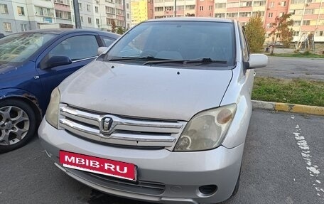 Toyota Ist II, 2003 год, 490 000 рублей, 2 фотография