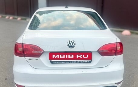 Volkswagen Jetta VI, 2012 год, 640 000 рублей, 7 фотография