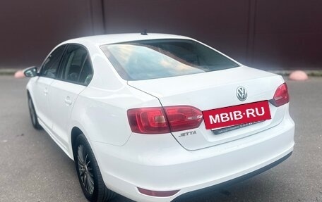 Volkswagen Jetta VI, 2012 год, 640 000 рублей, 5 фотография