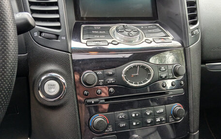 Infiniti FX II, 2010 год, 1 480 000 рублей, 9 фотография