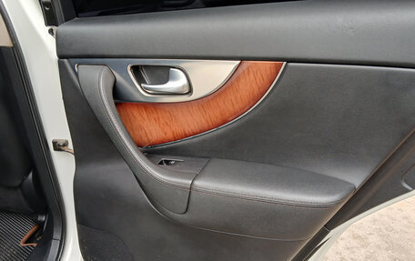 Infiniti FX II, 2010 год, 1 480 000 рублей, 12 фотография