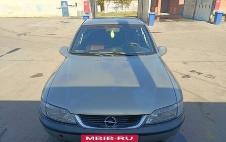 Opel Vectra B рестайлинг, 1998 год, 200 000 рублей, 6 фотография