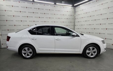 Skoda Octavia, 2017 год, 1 450 000 рублей, 4 фотография