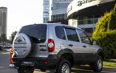 Chevrolet Niva I рестайлинг, 2011 год, 555 000 рублей, 5 фотография