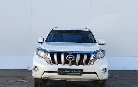 Toyota Land Cruiser Prado 150 рестайлинг 2, 2016 год, 3 590 000 рублей, 2 фотография