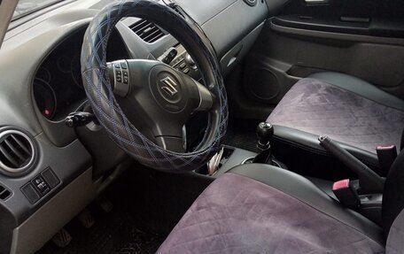 Suzuki SX4 II рестайлинг, 2010 год, 750 000 рублей, 1 фотография