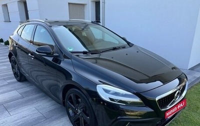 Volvo V40 II рестайлинг, 2017 год, 1 440 000 рублей, 1 фотография