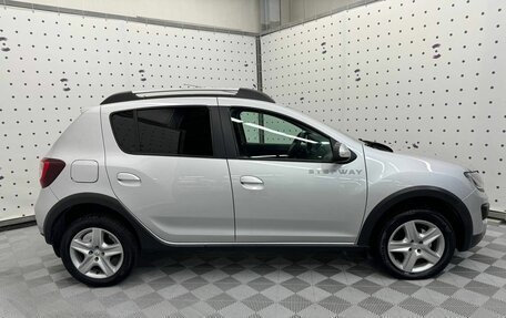 Renault Sandero II рестайлинг, 2017 год, 958 000 рублей, 7 фотография