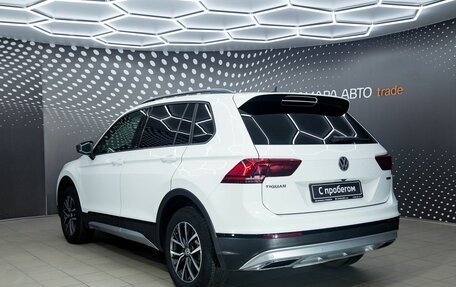 Volkswagen Tiguan II, 2019 год, 2 140 000 рублей, 4 фотография