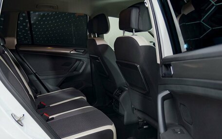 Volkswagen Tiguan II, 2019 год, 2 140 000 рублей, 13 фотография