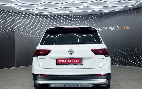 Volkswagen Tiguan II, 2019 год, 2 140 000 рублей, 8 фотография