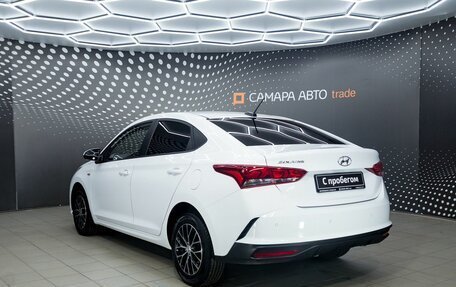 Hyundai Solaris II рестайлинг, 2021 год, 1 792 000 рублей, 4 фотография
