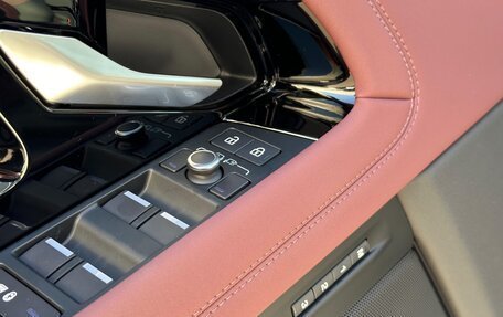 Land Rover Range Rover Evoque II, 2024 год, 6 790 000 рублей, 14 фотография