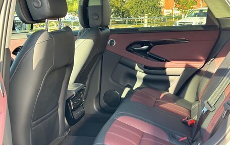 Land Rover Range Rover Evoque II, 2024 год, 6 790 000 рублей, 16 фотография