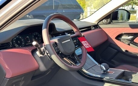 Land Rover Range Rover Evoque II, 2024 год, 6 790 000 рублей, 12 фотография