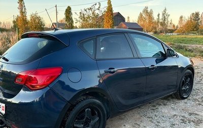 Opel Astra J, 2010 год, 650 000 рублей, 1 фотография
