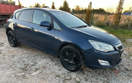 Opel Astra J, 2010 год, 650 000 рублей, 11 фотография