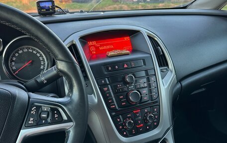 Opel Astra J, 2010 год, 650 000 рублей, 16 фотография