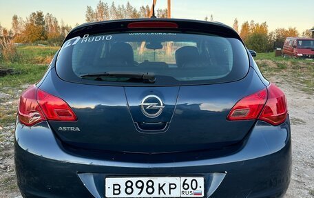 Opel Astra J, 2010 год, 650 000 рублей, 7 фотография