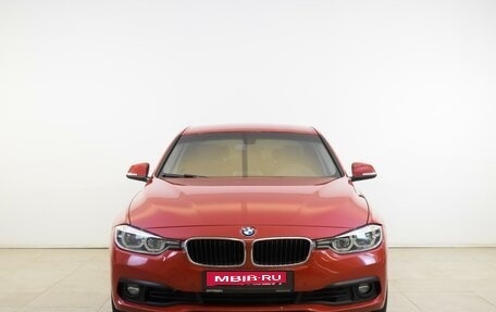 BMW 3 серия, 2018 год, 1 850 000 рублей, 3 фотография