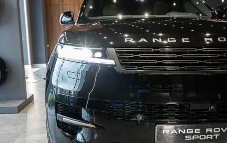 Land Rover Range Rover Sport, 2022 год, 18 990 000 рублей, 13 фотография