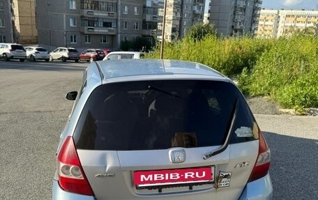 Honda Fit III, 2001 год, 250 000 рублей, 7 фотография