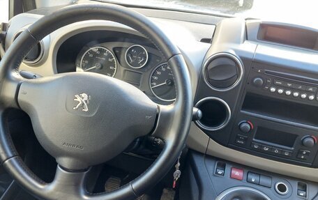 Peugeot Partner II рестайлинг 2, 2014 год, 850 000 рублей, 12 фотография