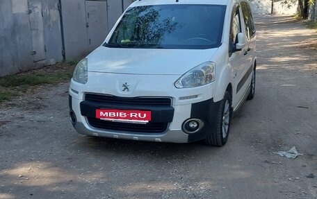 Peugeot Partner II рестайлинг 2, 2014 год, 850 000 рублей, 11 фотография