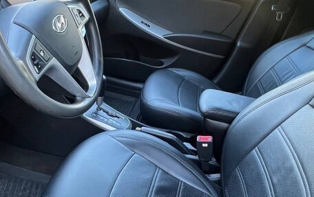 Hyundai Solaris II рестайлинг, 2014 год, 880 000 рублей, 8 фотография