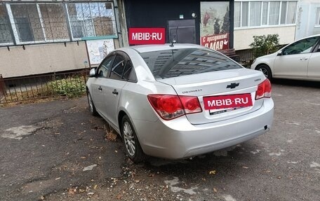 Chevrolet Cruze II, 2009 год, 350 000 рублей, 3 фотография