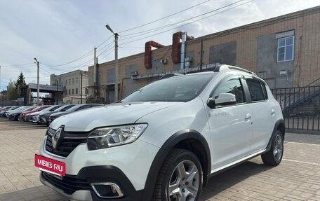 Renault Sandero II рестайлинг, 2020 год, 1 250 000 рублей, 30 фотография