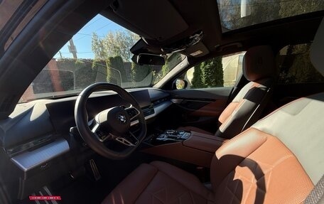 BMW 5 серия, 2024 год, 7 900 000 рублей, 7 фотография