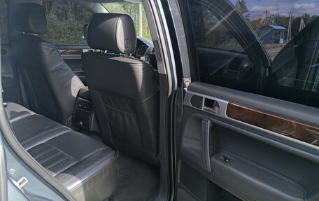 Volkswagen Touareg III, 2007 год, 1 490 000 рублей, 6 фотография