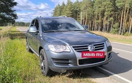 Volkswagen Touareg III, 2007 год, 1 490 000 рублей, 2 фотография
