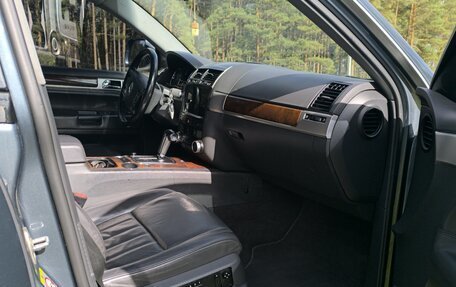 Volkswagen Touareg III, 2007 год, 1 490 000 рублей, 8 фотография